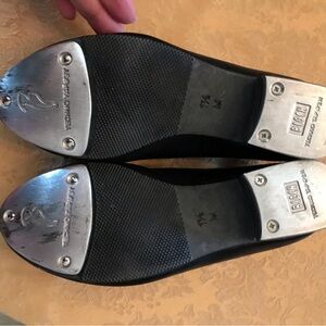 Black Tap Dance Shoes - Youth Size 1 1/2